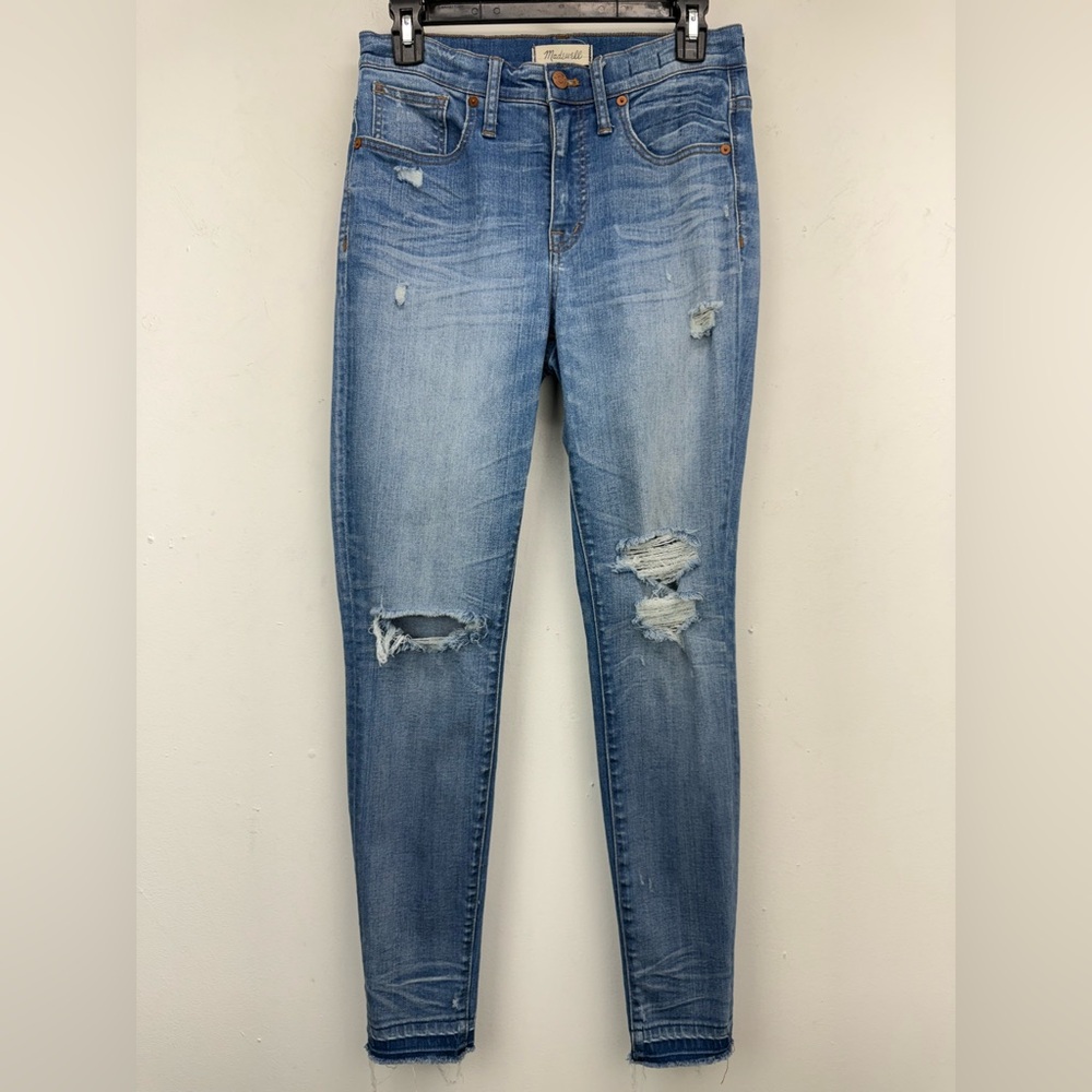 Madewell size 28 Women’s Blue Distressed Denim 9” High Rise Raw Hem Skinny Jeans